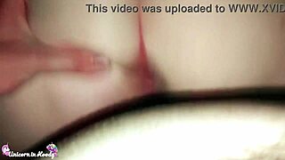 Sexy teenka 18+ vášnivý doggystyle na koleji - intenzivní orgasmus