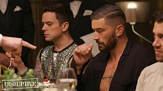 hey, dude, check this crazy orgy with muscular bodybuilders and bitter ex-lovers in the last act! 😲