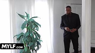 Payton Preslee Delivers Insane Oily Massage with Big Black Cock! Best Nuru Ever at BBCParadise!