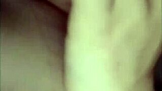 Lucky stranger gets nudes from amateur model joyliii add me real joyliii 😏