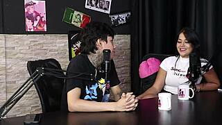 ela teria um relacionamento aberto ele responde se e ruim de cama e acha casa de swing repulsiva e o que significa sexo - dj rafa loira e mateus hwang sheer red