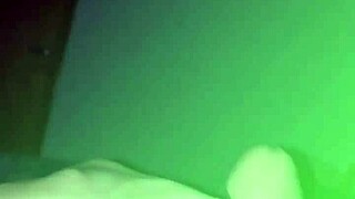 Beautiful feet wife does footjob 😍