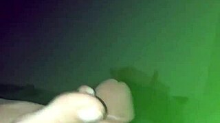 Beautiful feet wife does footjob 😍