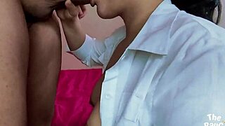 A neighbor visited me and invited me over for a quick chat at her house.