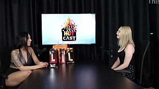 ฉันอายมากตอนถ่ายเสื้อชั้นในแดงบางเฉียบ