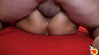 Clara welcomes her girlfriend Therese for a group fun