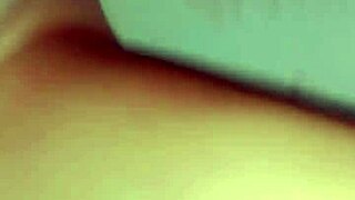 slut has one leg up pussy wide open time for dinner with resaboo