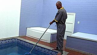 Giovana Portolla's wild pool boy encounter: anal and creampies