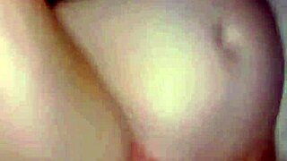 slut has one leg up pussy wide open time for dinner with resaboo