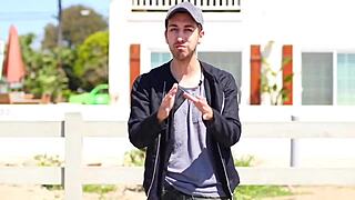 yo, check this sexy fuckin’ game of american kissin’ 🔥😉