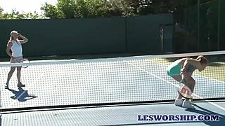 Sarah Vandella, this hot milf, gets seduced by a lesbian teen in the jacuzzi