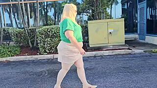 stranger tricked me in parking lot and ate my pussy