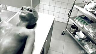 Man, I’m shook watchin’ this freaky Horrorporn Roswell UFO scene, it’s wild!