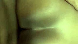 Couple licks and fucks in car, cumming hard.