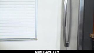 Stepdaughter getting fucked by new stepdaddy, damn it's wild - momslave 😳