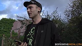 Twinks Threesome In Vehicle