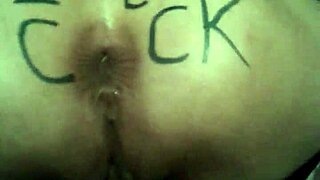 Finger myself while in the doggy style and stimulate my pussy and ass