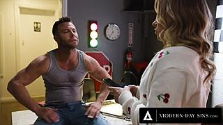 Glamorous Anna Claire Clouds gets down and dirty with mechanic Seth Gamble in a quickie.