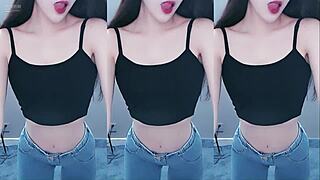 why is that chinese girl shaking her ass so horny?