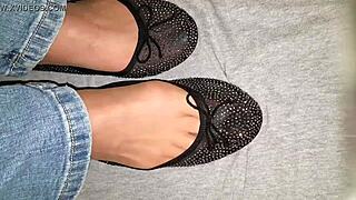 Intimate Webcam MILF Fetish Session