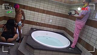 Making of an experienced coroa with a tattooed novinho. Wallif Santos rocks a huge cock on Xvideos Red.