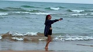 I slammed a creampie into her after our beach date, so damn hot.