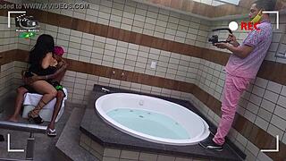 Making of an experienced coroa with a tattooed novinho. Wallif Santos rocks a huge cock on Xvideos Red.