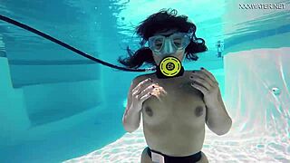 brita piskova says, watch me masturbate underwater