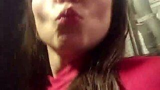 Elisa Sanches and Pamela Pantera prepare for anal assfucking in professional porn?