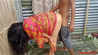 Bengali Bhabi’s Intense Fuck in Red Saree Stirs Deep Emotions