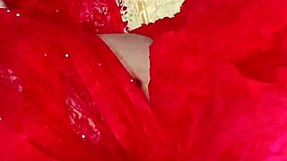 Indian woman in saree gets pussy licked