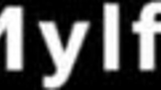 bodacious milf kicks off mornings with intense fucking