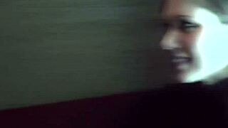 Essa Putinha de 18 Anos Adora Falar Putaria