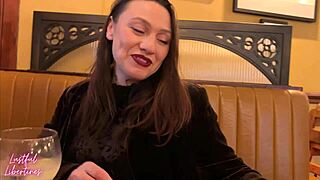 cheating boss gets surprise facial in pub toilets, damn! 😲