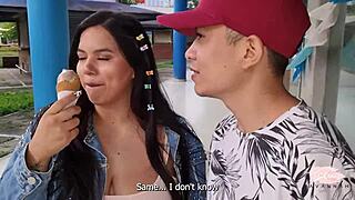 Seks rahsia di mall dengan boyfriend nerdy Savannah Watson