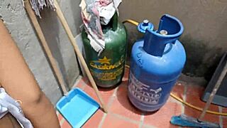 Hot neighbor from new york arrives in mexico and sucks my big cock