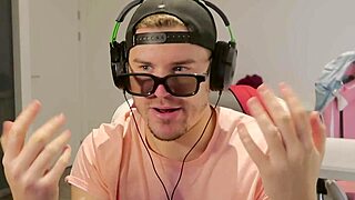 In Prison, Lesbian Inmates Flash Tits and Ride in Uncensored Fuck Game