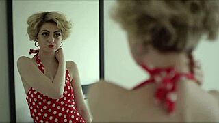 Czech Babe's Vagina Play in Bed, Join Her Now