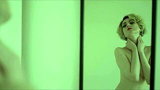 Czech Babe's Vagina Play in Bed, Join Her Now