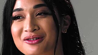 Avery Black's Intense Solo Orgasm Scene