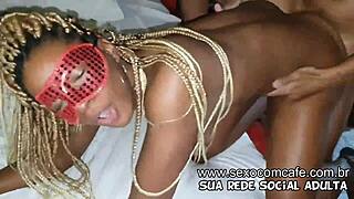 Mulata gostosa natasha medeiros enjoys group fun with two guys