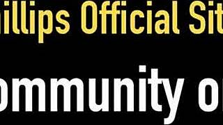 lauren phillips masturbates her big pussy lips on camshow with softcore assfucking