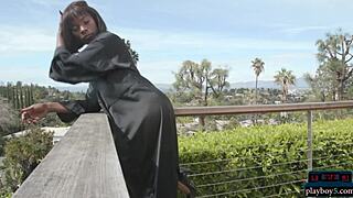 Ana Foxxx strips in the bath