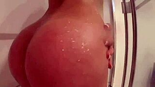 tiny babe fingers hairy pussy