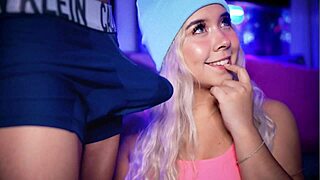 Blonde college cutie teases boyfriend over boxers