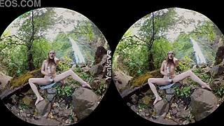 Does Erotic Beauty Endza Love Her Pussy in VR?