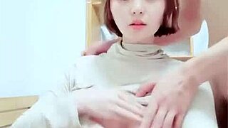 Vietnamese Girl Craves Wild Sex in Steamy Action