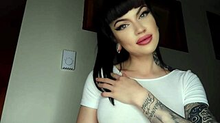 Gorgeous camgirl SPREADS TIGHT PUSSY in stunning HD close-up