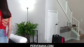 Play Fight With Stepsister Reyna Delacruz Turns Into Intense Fucking!