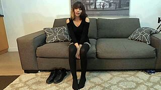 18-Year-Old Candy Cruise Dominates Porn Industry With Intense Blowjob And Gagging